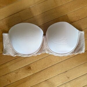 TORRID 42D BOMBSHELL Underwire Strapless Bra